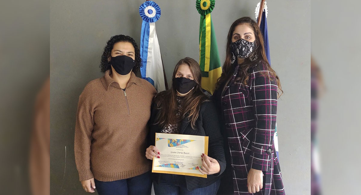 Secretaria de Educação Realiza Solenidade de Conclusão do Curso de Mediação Escolar