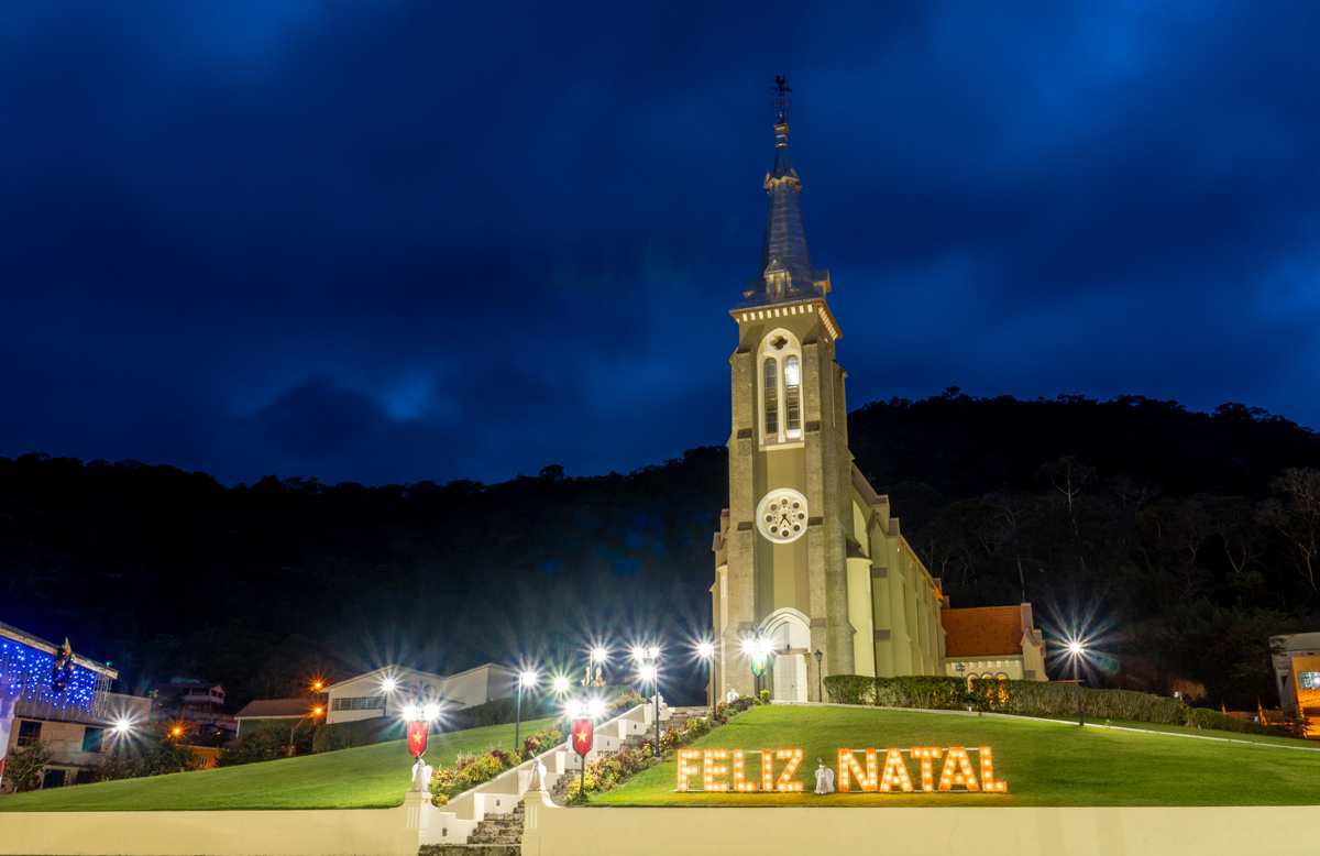 Prefeitura adia inauguração da Vila do Papai Noel e Decoração Natalina