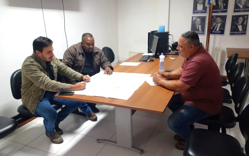 Meio Ambiente e Defesa Civil realizam reunião para tratar das obras do Sistema de Esgotamento Sanitário em Santa Maria Madalena