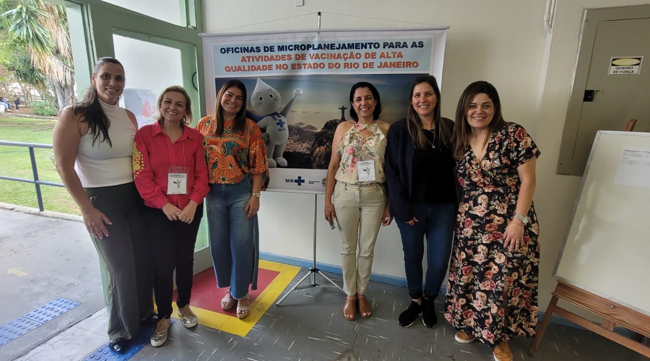 Servidores da Saúde de Santa maria Madalena participam da oficina de capacitação para ações de vacinação de alta qualidade
