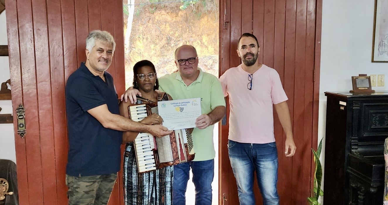 Entrega de certificados para os contemplados com a Lei Paulo Gustavo