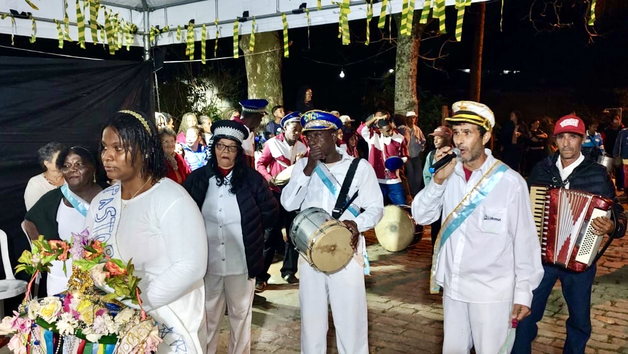 Encontro de Folia de Reis resgata tradição cultural em Triunfo