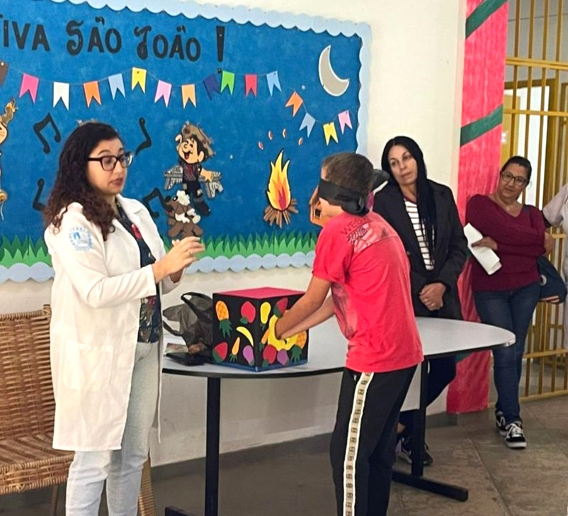 Educação e Saúde: palestra orienta alunos sobre alimentação saudável e a importância do olfato