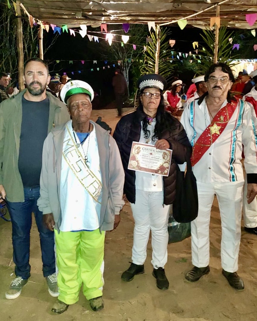 Folias de Reis de Santa Maria Madalena participam de encontro cultural em Carmo-RJ